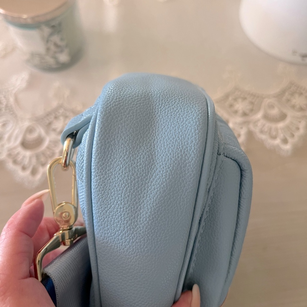 Crossbody Bag - Picture 7 of 8
